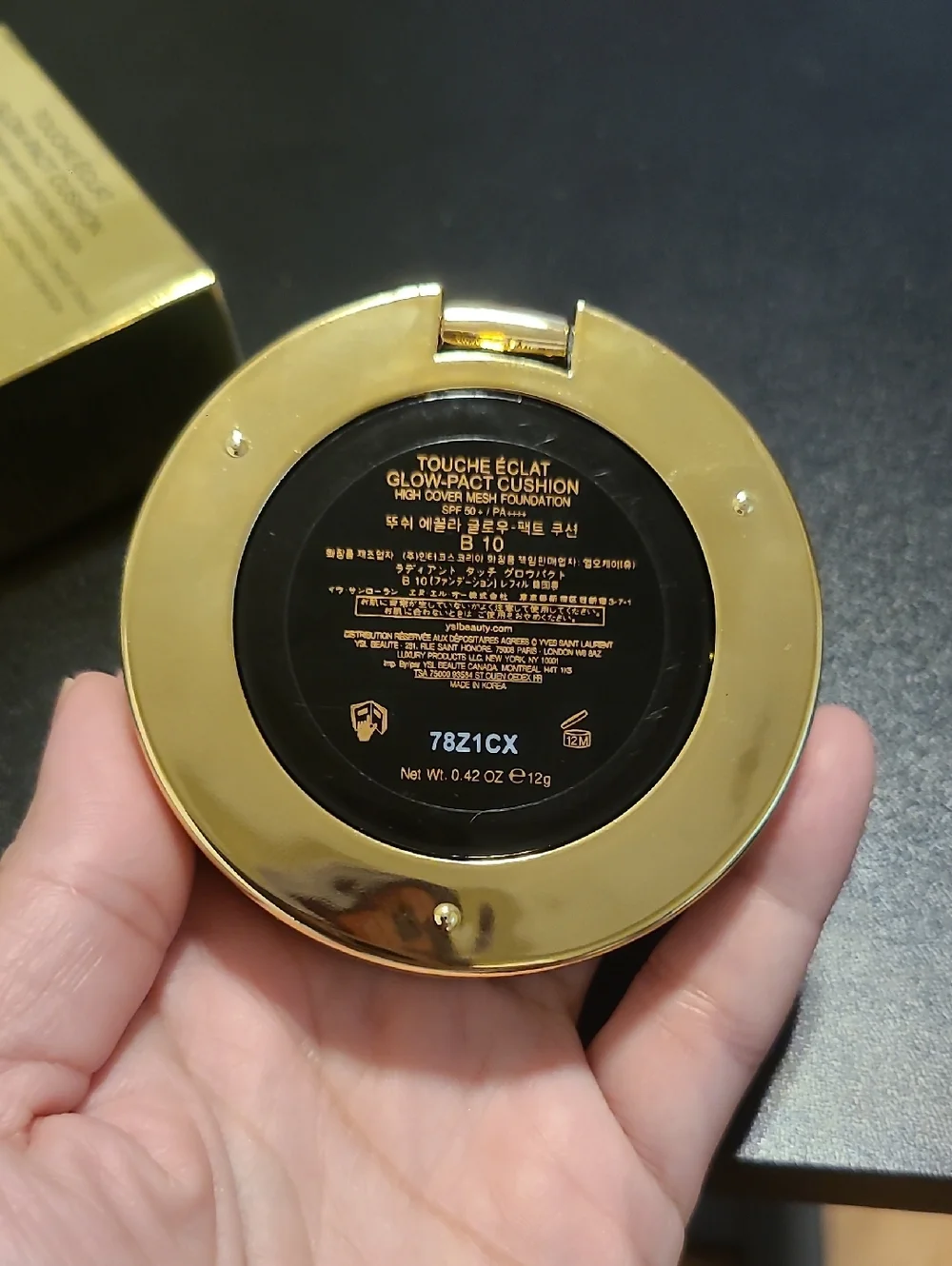 YSL Touche Éclat Glow-Pact Cushion Foundation in B10 Porcelain